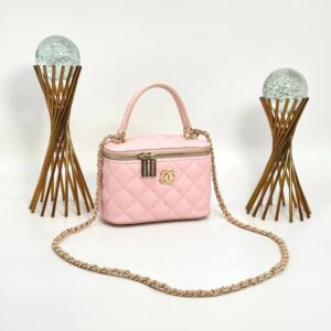 Chanel Vanity Case With Miror Pink Women's Bag VLT319
