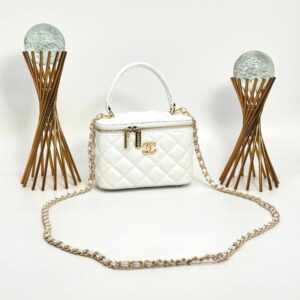 Chanel Vanity Case With Miror White Women's Bag VLT324