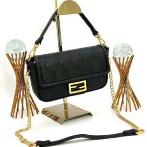 Fendi Baguette Handbag Black Leather Women's Bag VLT309