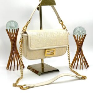 Fendi Baguette Handbag Krem Women's Bag VLT311