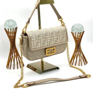 Fendi Baguette Handbag Bej Women's Bag VLT312