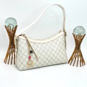 GUCCİ EMNLEM SHOULDER BAG NEW MODEL KREM VLT403