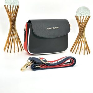 Tommy Hilfiger Black Baget Women's Bag VLT376