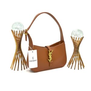 YVES SAINT LAURENT LE 5 Â 7 SHOULDER BAGS BROWN
